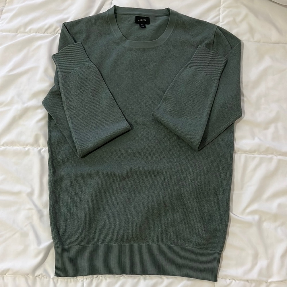 J.Crew light weight Crew neck sweater